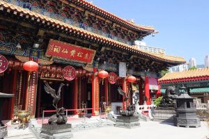 Wong Tai Sin Temple - Hong Kong highlights tour