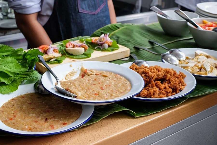 Dishes in Manila - Manila shore excursions