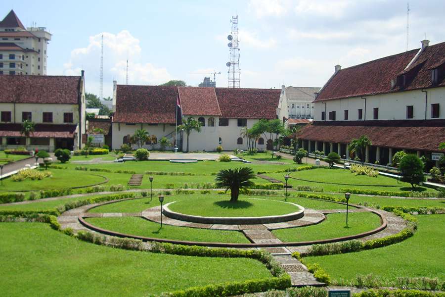 Fort Rotterdam Makassar - Makassar shore excursions