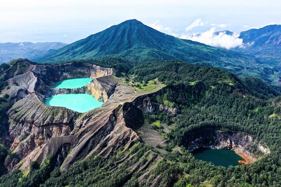 Kelimutu Lake (Tri-Color Lake)-Ende shore excursions