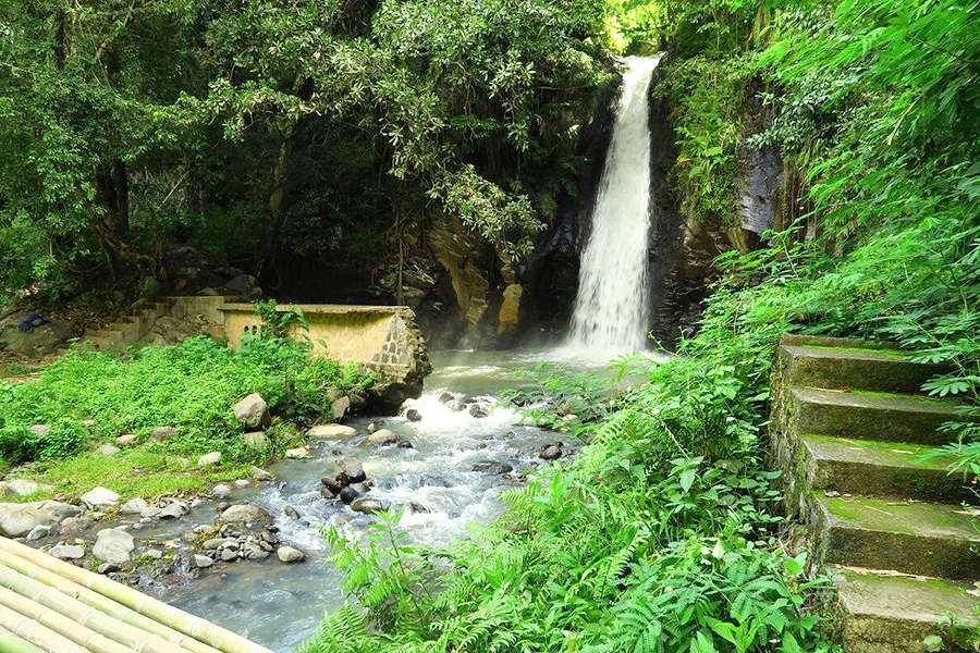 Murondao Waterfall - Ende shore excursions