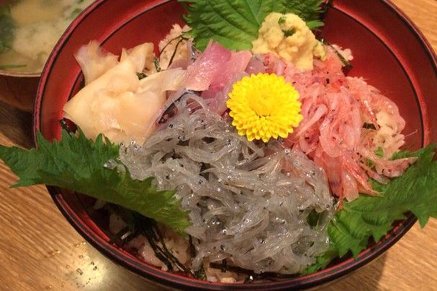 Cherry Shrimp Rice Bowl - Shimizu shore excursions