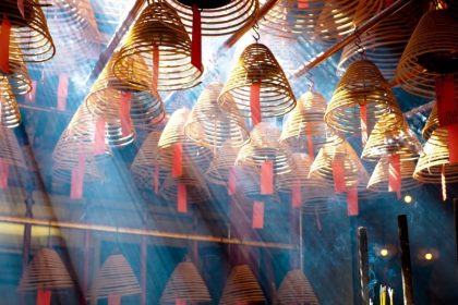 Man Mo Temple - Hong Kong pre and post cruise package