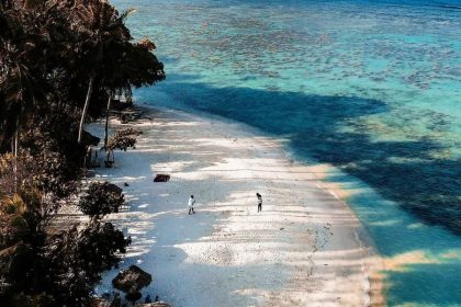 Menyawakan Island Shore Excursions