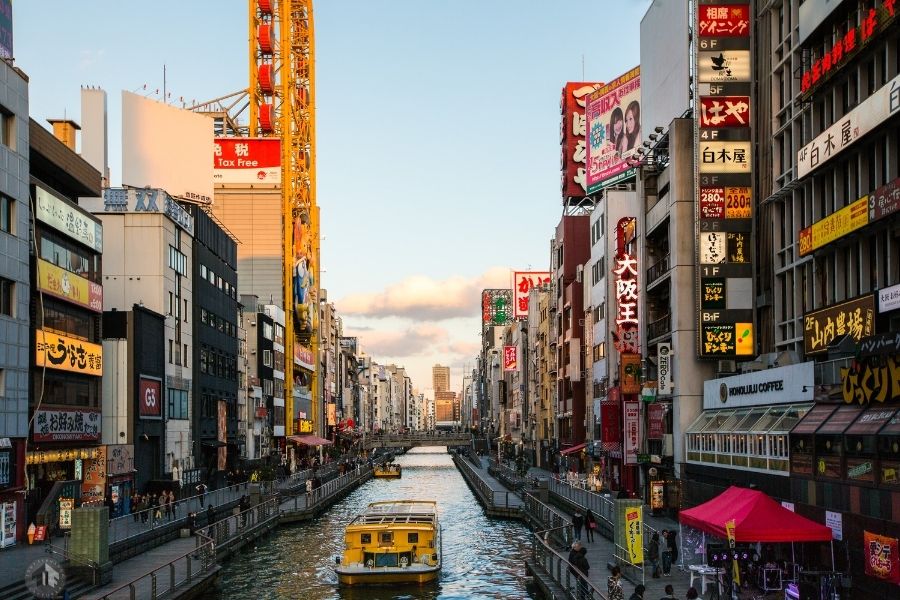 Why cruise passengers choose Osaka