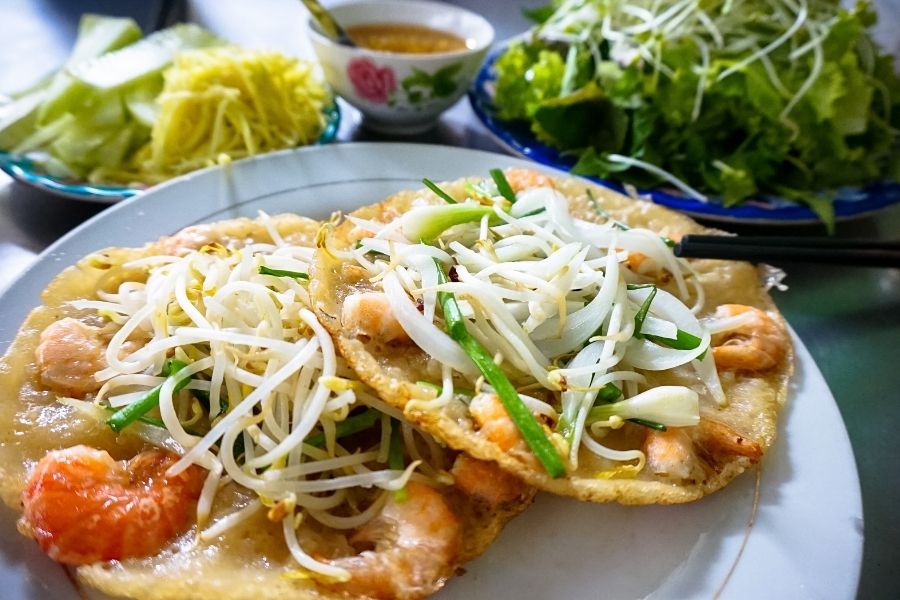 Banh xeo popular in shore excursions Vietnam