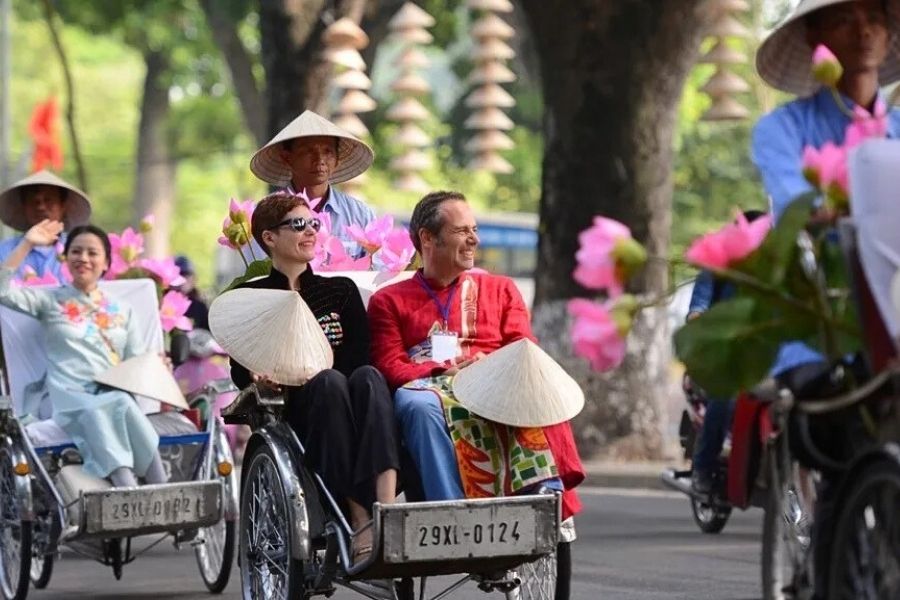 Top Hanoi Shore Excursions, Day Trips & Tours for Cruise Ship Passengers