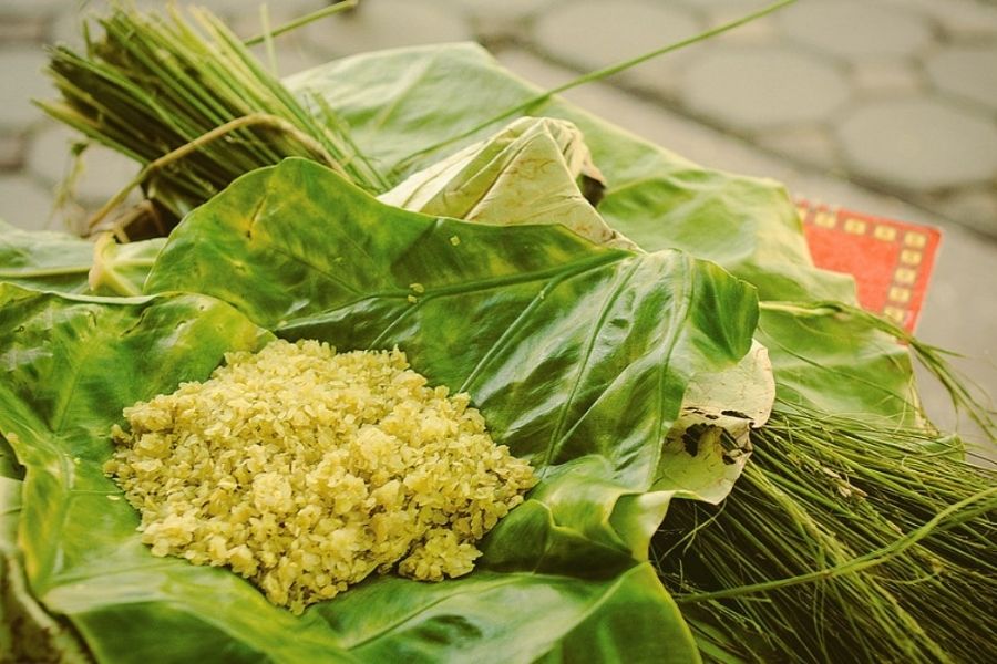 Cốm the Young Green Rice of Hanoi in Autumn