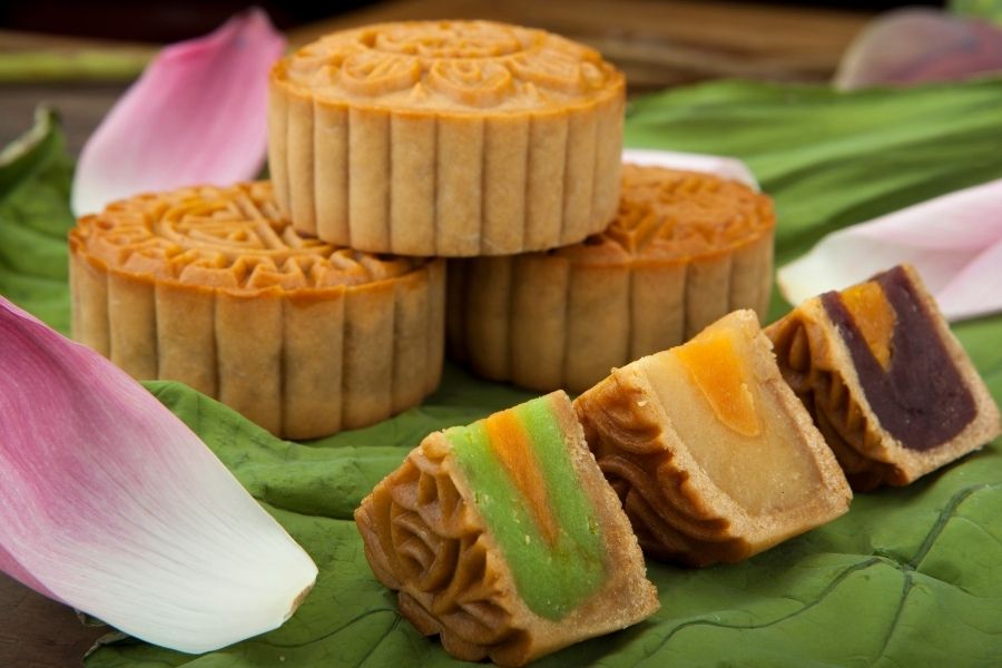 Vietnamese Mooncakes with a Local Touch