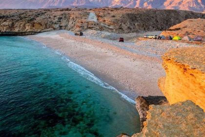 Fins Beach - Muscat day tours