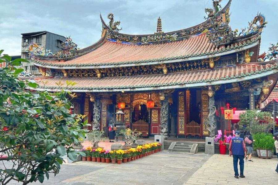 Bao-an Temple from Keelung cruise port Bao-an Temple from Keelung cruise port