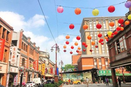 Dihua Old Street from Keelung cruise port