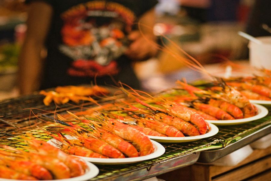 Phuket seafood - Phuket shore excursions
