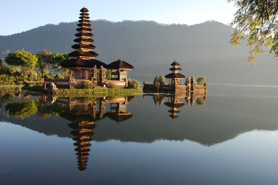 Ulun Danu Beratan Temple-North Bali Celukan Bawang