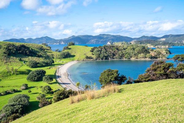 Scenic view of Bay of Islands near Stone Store