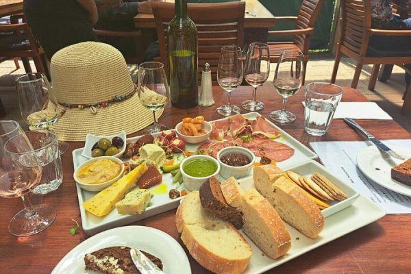 Bay of Islands Wine Tasting & Platter Lunch