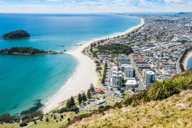 Mount Maunganui coastal drive