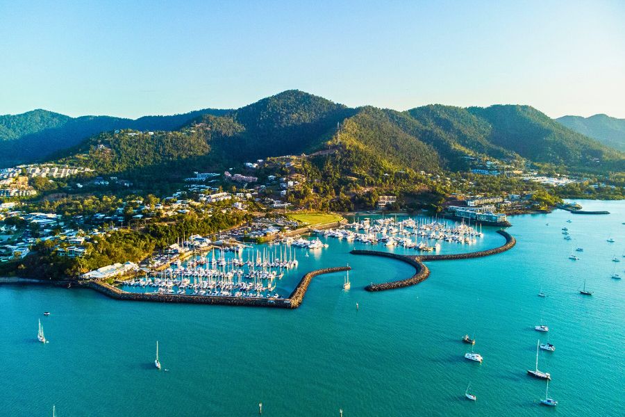 Airlie Beach Shore Excursions for Cruise Passengers