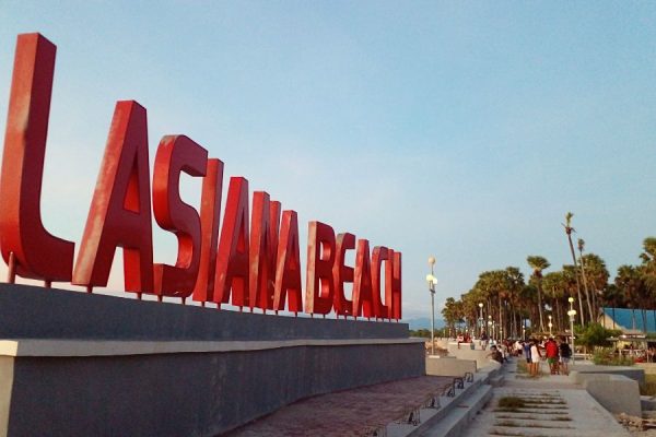 Lasiana Beach Kupang Indonesia