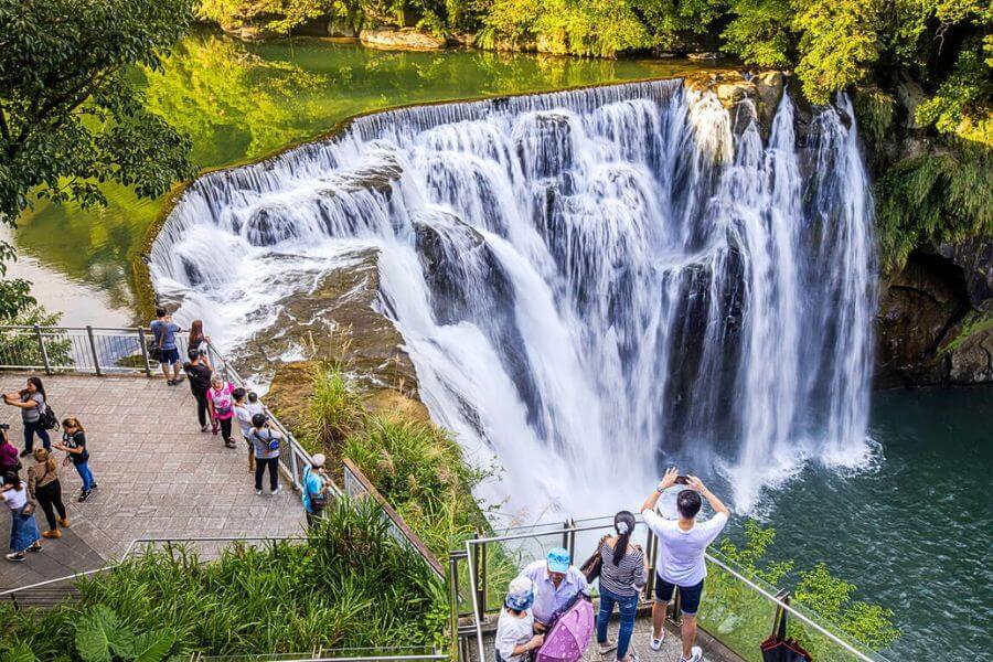 Shifen Waterfall on the Keelung Highlights Tour Shifen Waterfall on the Keelung Highlights Tour