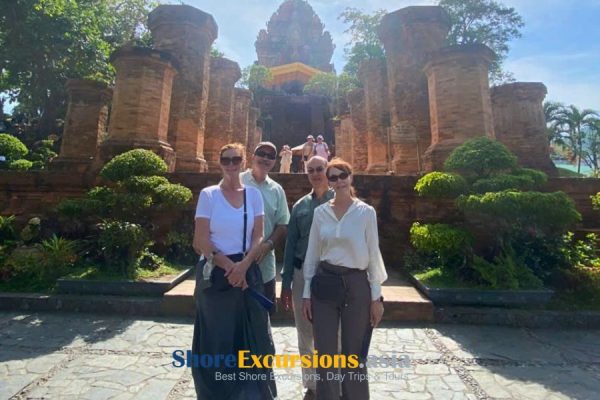 Cruise guests visiting Po Nagar Cham Towers
