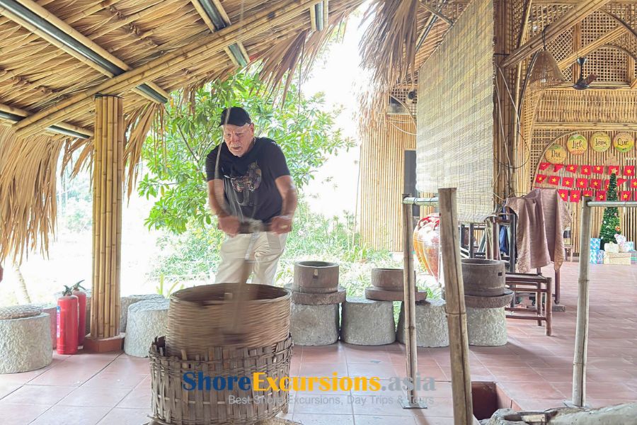 Retired couple enjoying Vietnam shore excursions