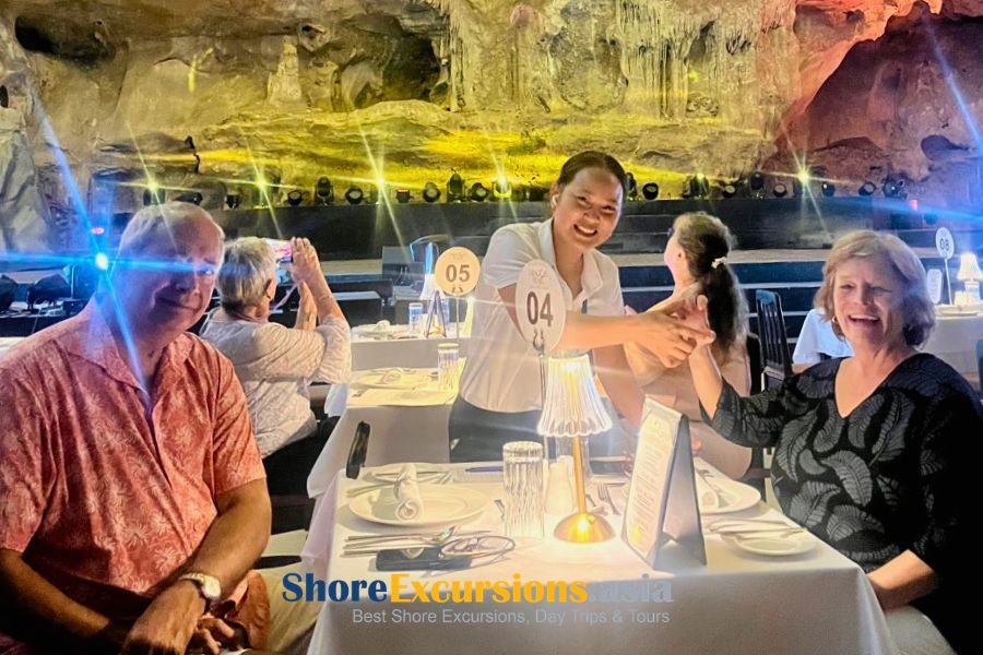 Dragon Pearl Cave cultural show in Halong