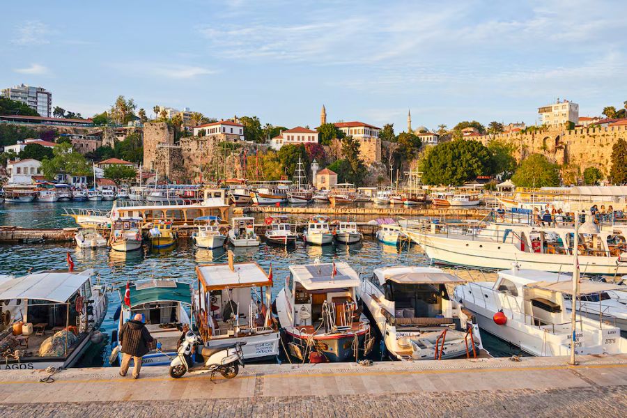 Antalya weather in November