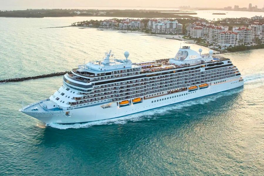 Cruise ship approaching port