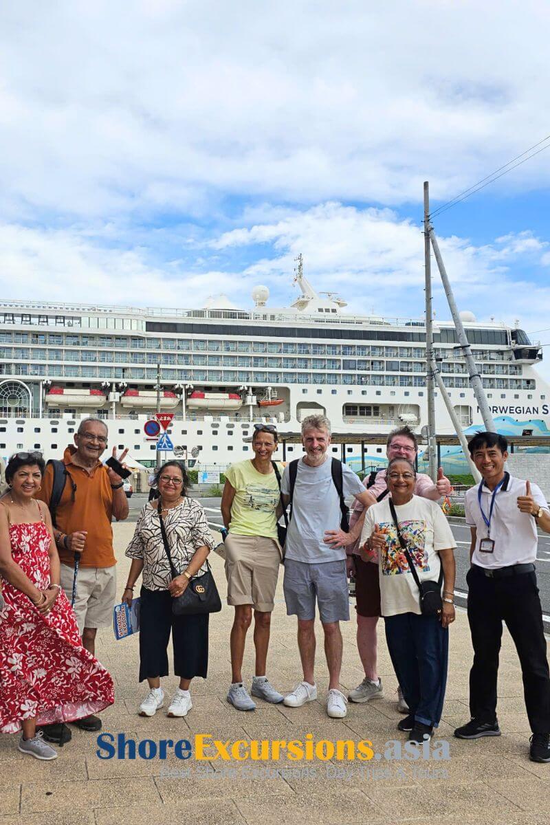 Shore Excursions Asia guests with local guide at port