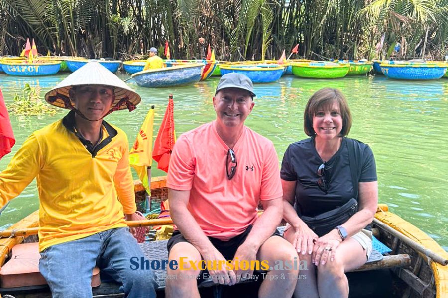 Basket boat on Hoi An shore excursions