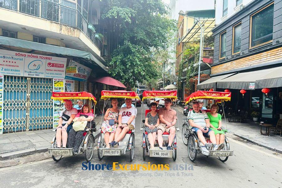 Hanoi cyclo tour during a shore excursion