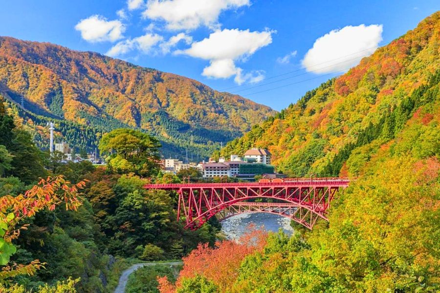 Kurobe Gorge Railway