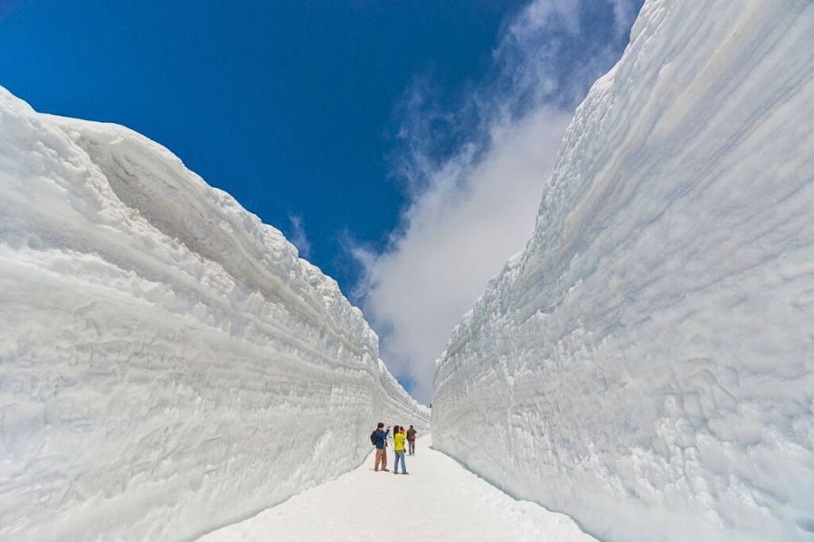 Tateyama Snow Wall Japan