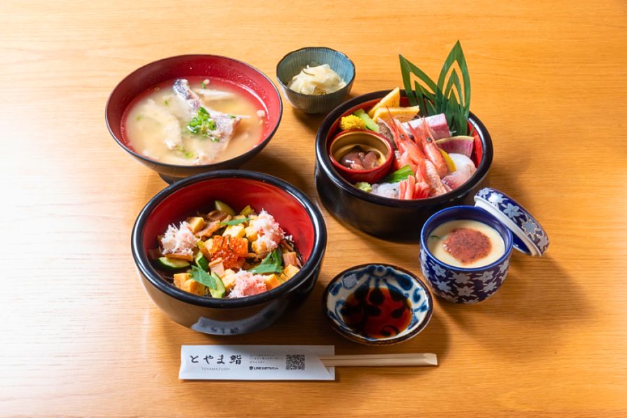 Toyama Bay seafood