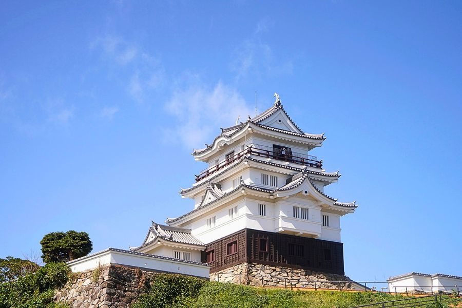 Hirado Castle