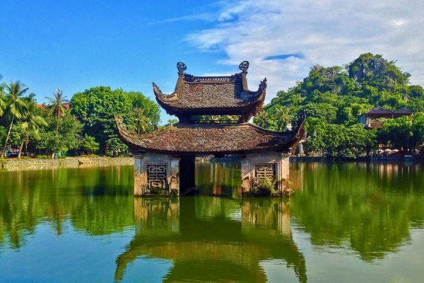 Thay Pagoda in Hanoi