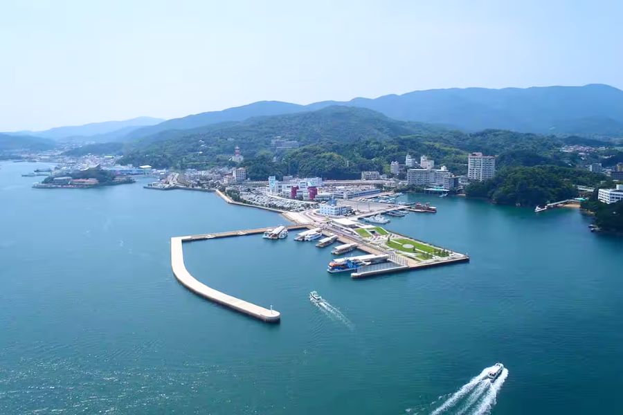 Toba waterfront