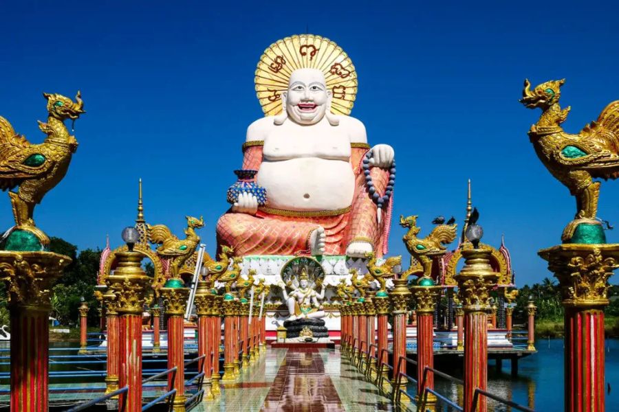 Wat Plai Laem in Koh Samui Wat Plai Laem in Koh Samui